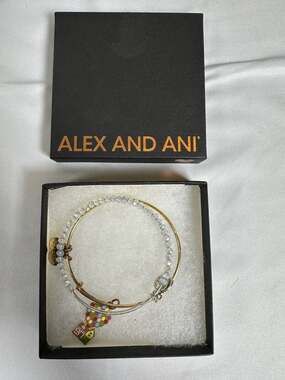 Disney Pixar Up Balloon House Expandable Bangle with Beaded Accent Bracelet Set